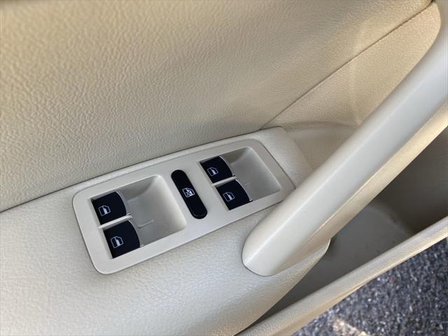 used 2014 Volkswagen Passat car, priced at $9,998