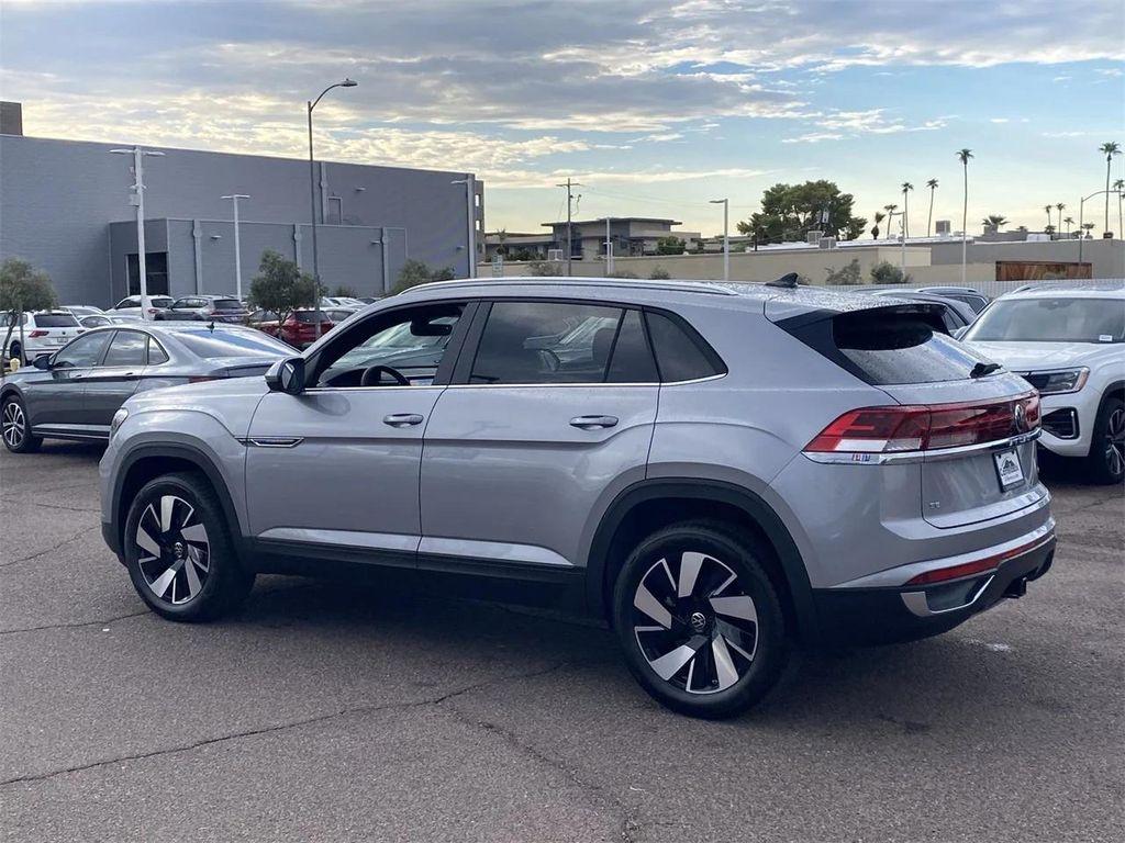 new 2026 Volkswagen Atlas Cross Sport car, priced at $47,864