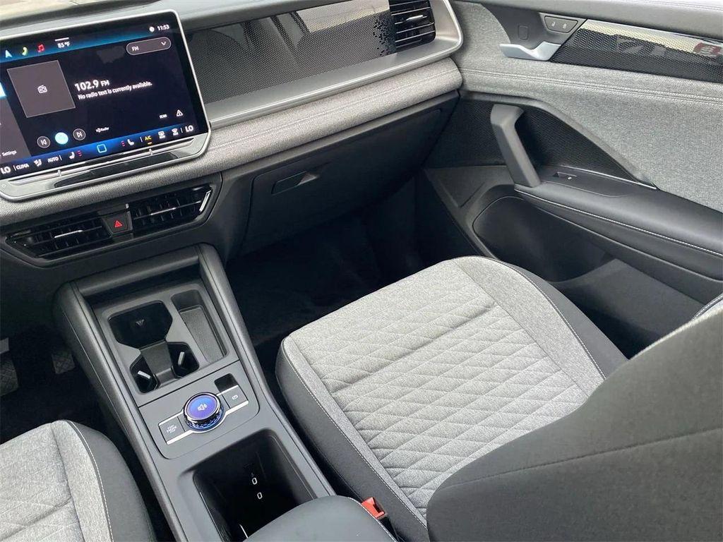 new 2025 Volkswagen Tiguan car, priced at $29,031