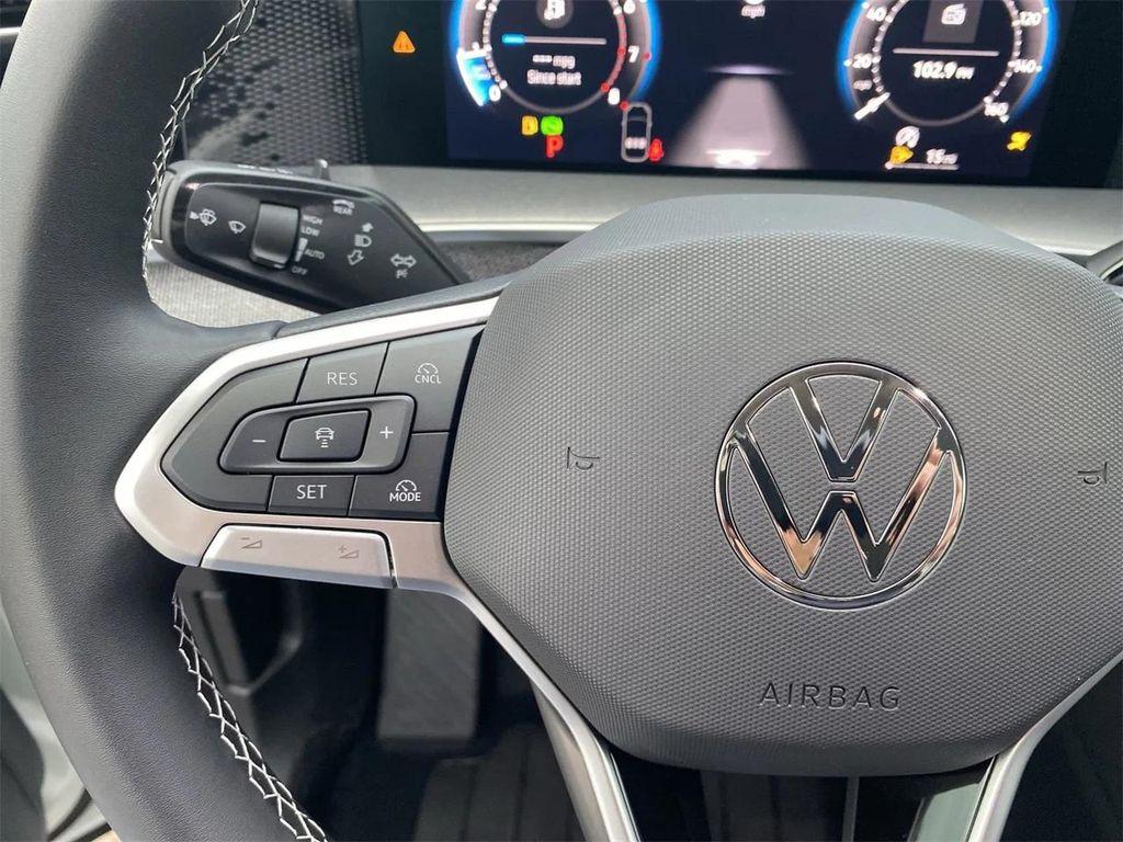 new 2025 Volkswagen Tiguan car, priced at $29,031