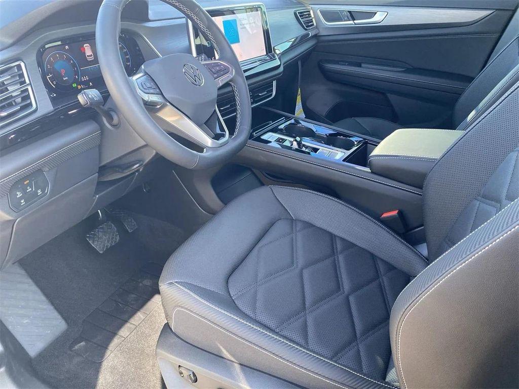 new 2026 Volkswagen Atlas Cross Sport car, priced at $44,812