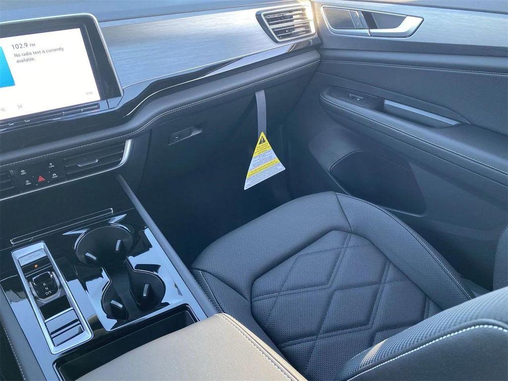 new 2026 Volkswagen Atlas Cross Sport car, priced at $44,812