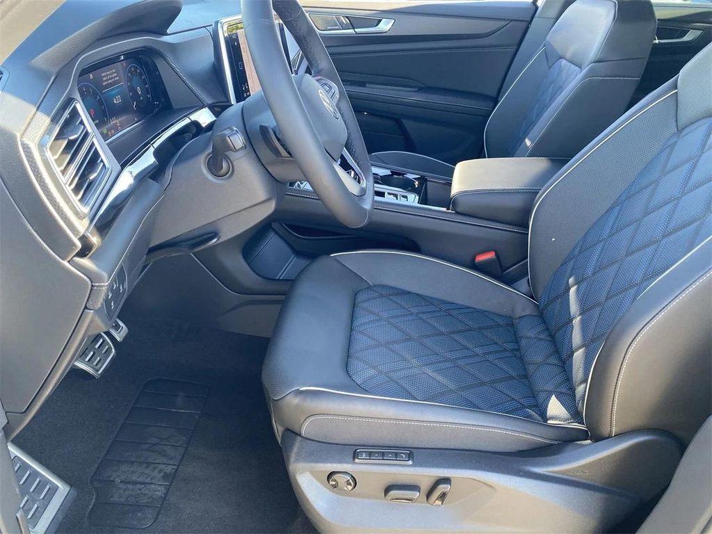 new 2026 Volkswagen Atlas Cross Sport car, priced at $55,796