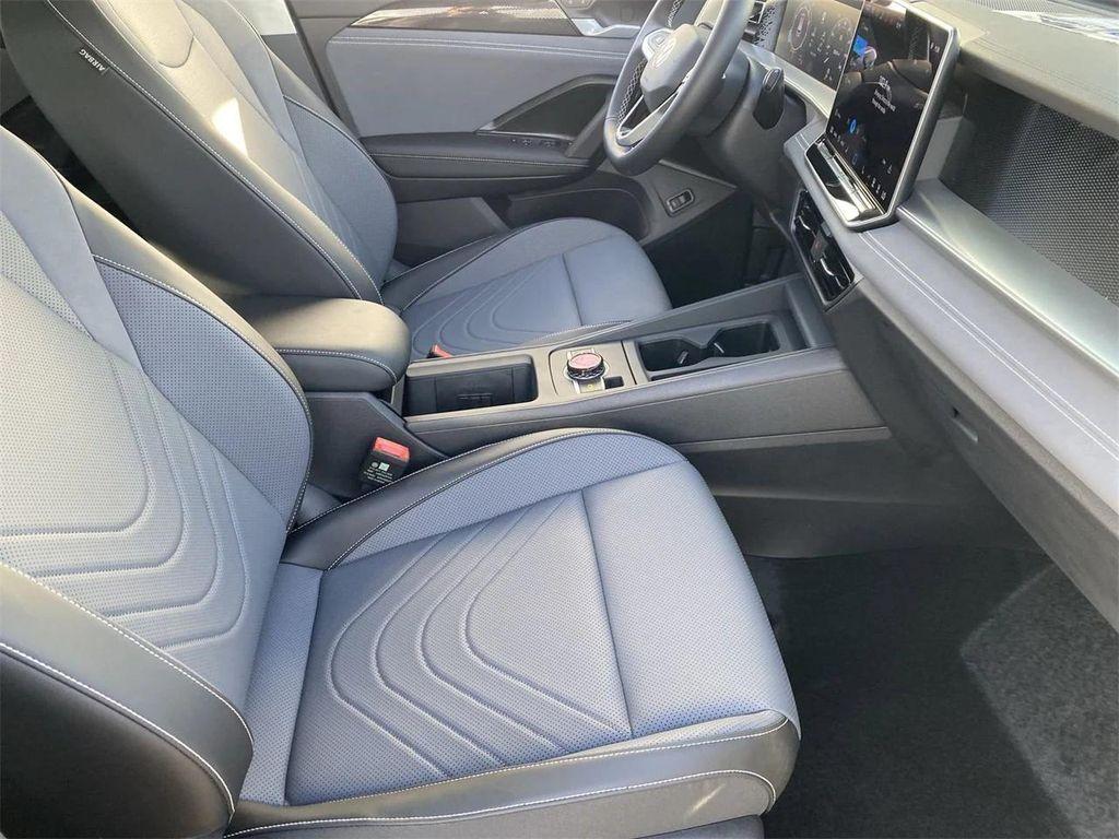 new 2026 Volkswagen Tiguan car, priced at $34,580