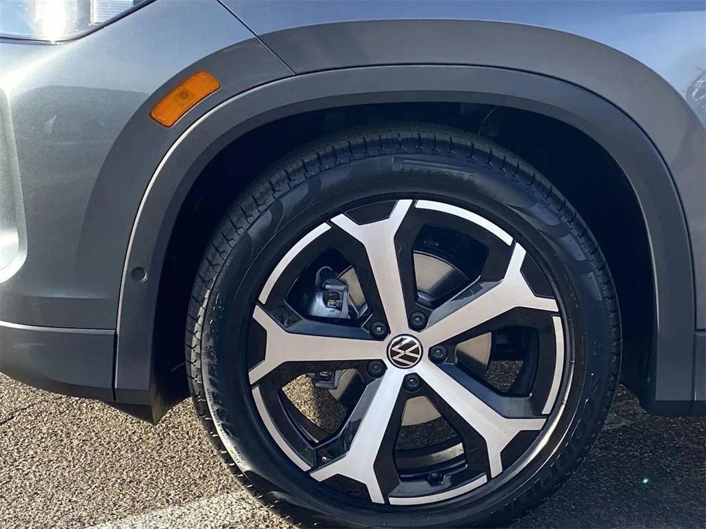 new 2026 Volkswagen Tiguan car, priced at $34,580