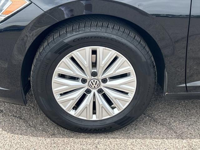 used 2020 Volkswagen Jetta car, priced at $12,994