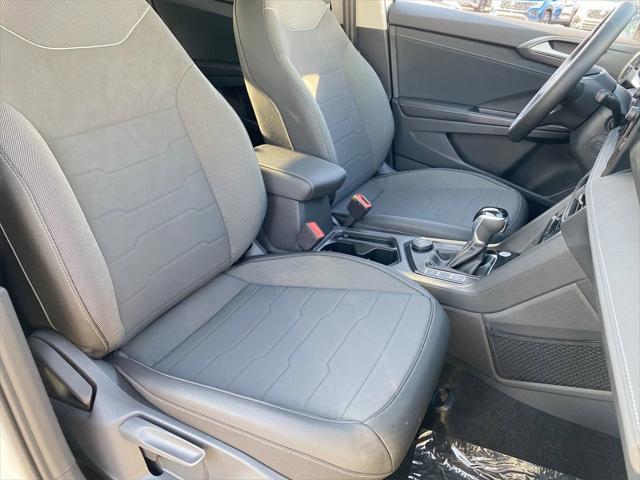 new 2025 Volkswagen Taos car, priced at $31,753