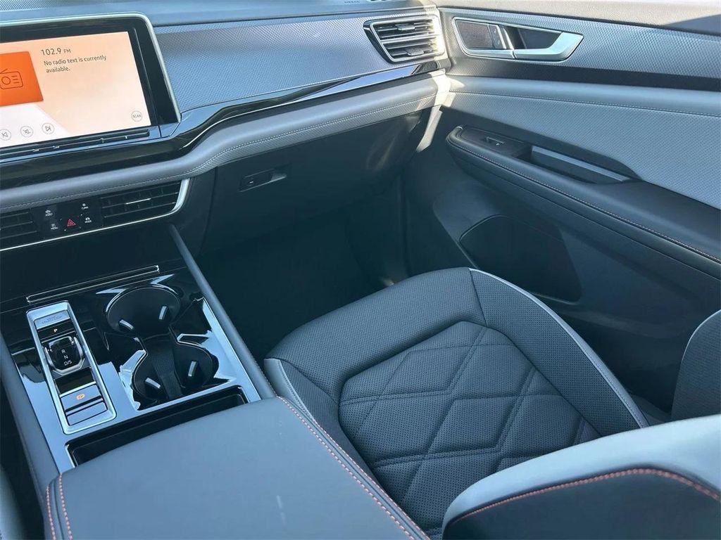 new 2025 Volkswagen Atlas car, priced at $42,573