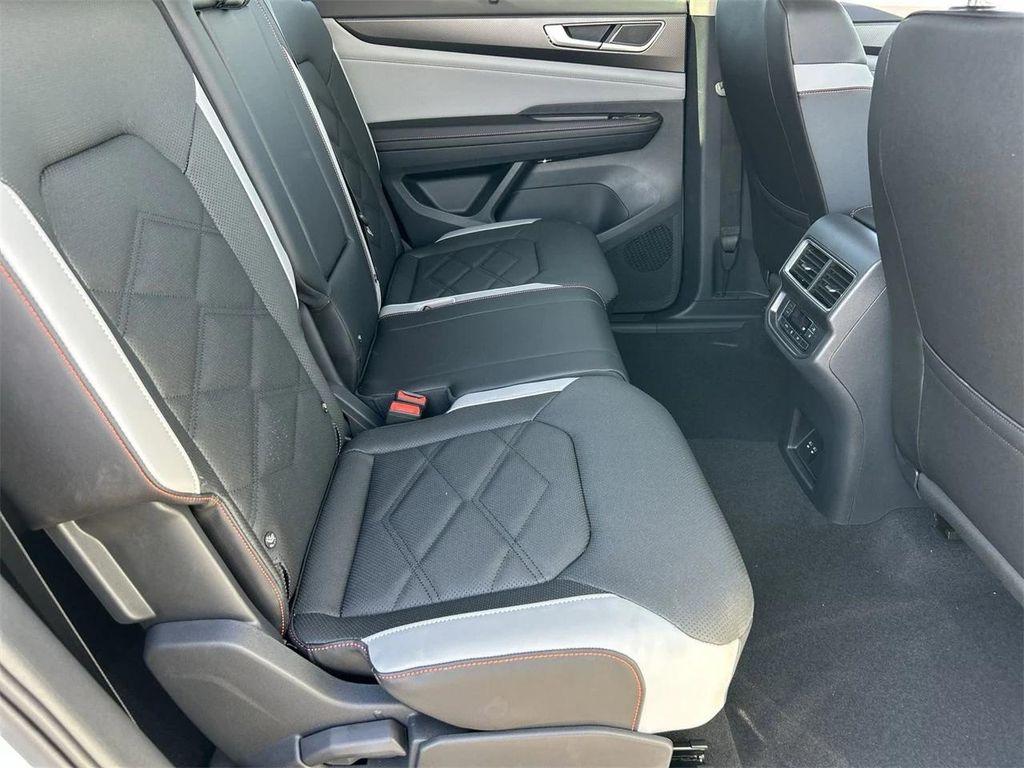 new 2025 Volkswagen Atlas car, priced at $42,573