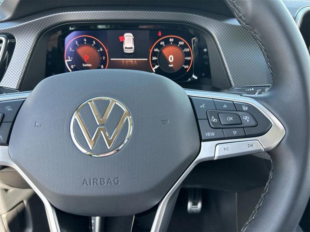 new 2025 Volkswagen Atlas car, priced at $42,573