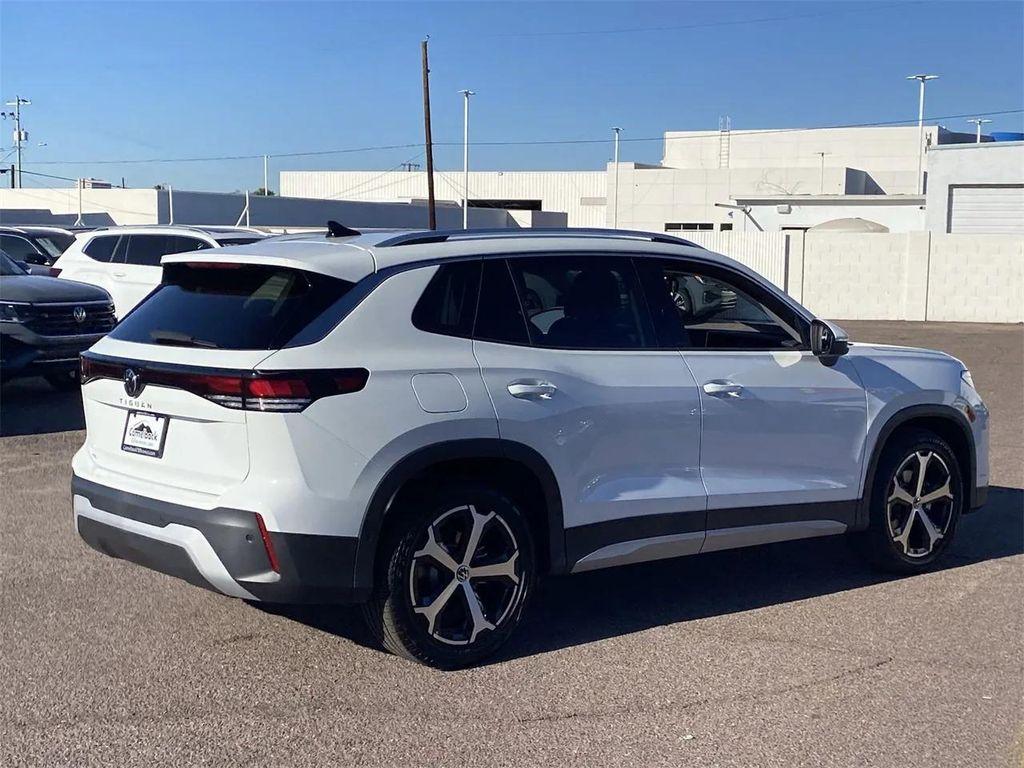new 2025 Volkswagen Tiguan car, priced at $32,904