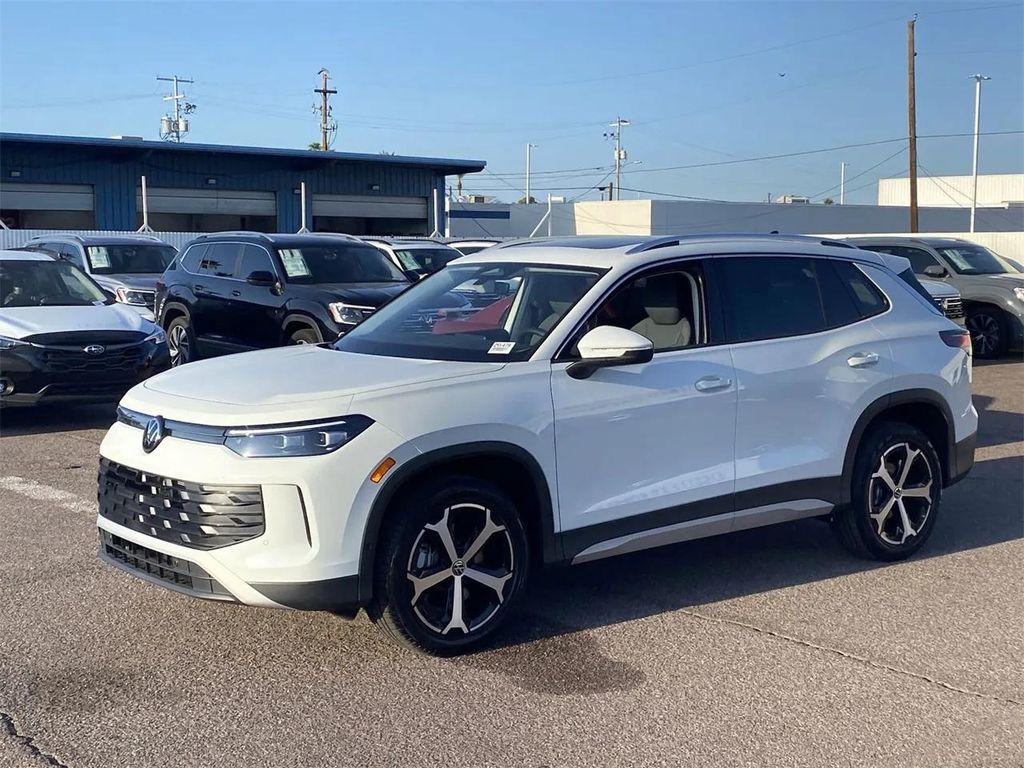new 2025 Volkswagen Tiguan car, priced at $33,481
