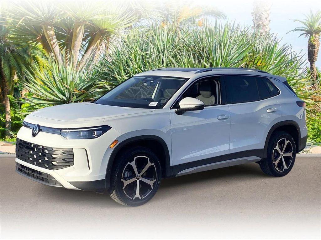 new 2025 Volkswagen Tiguan car, priced at $33,981
