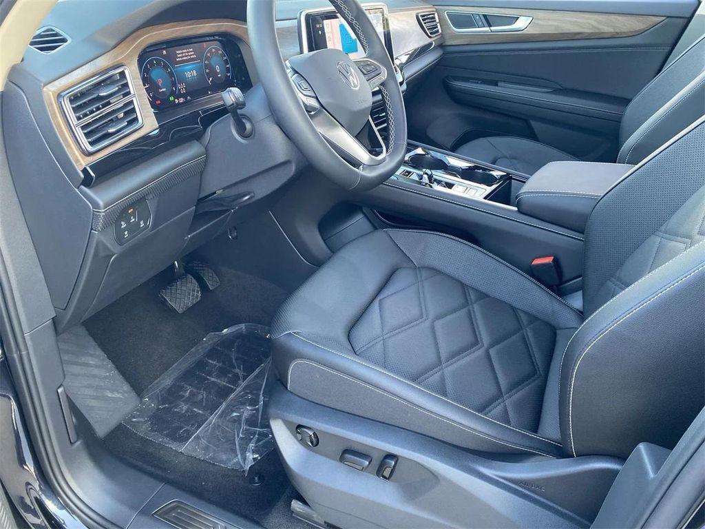 new 2026 Volkswagen Atlas car, priced at $45,869