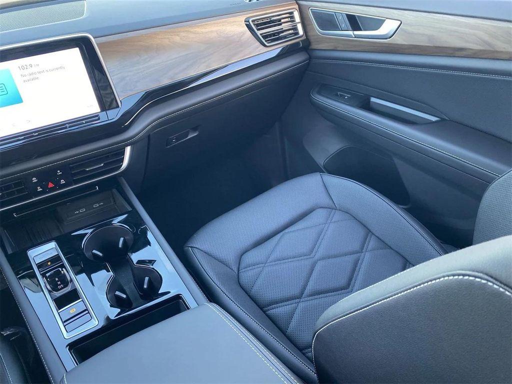 new 2026 Volkswagen Atlas car, priced at $45,869
