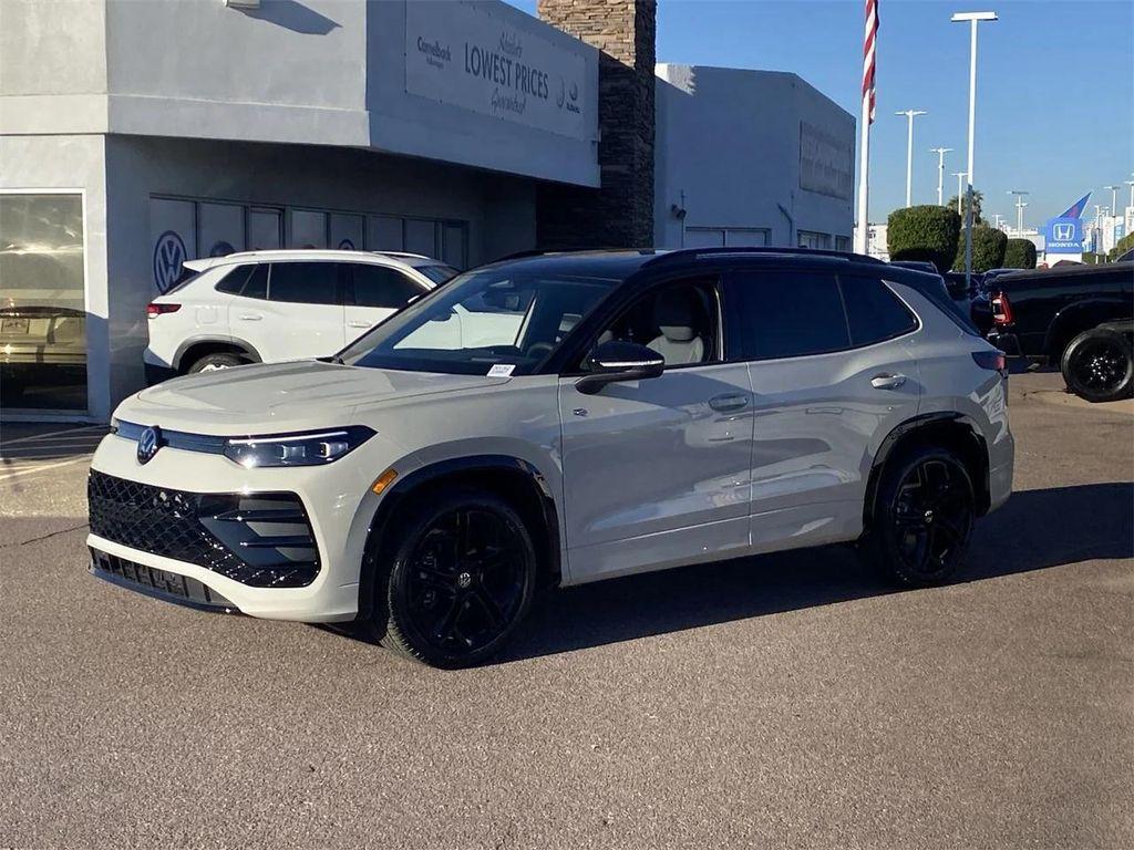 new 2026 Volkswagen Tiguan car, priced at $39,602