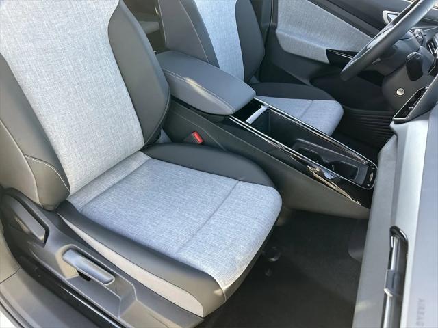 new 2025 Volkswagen ID.4 car, priced at $39,835