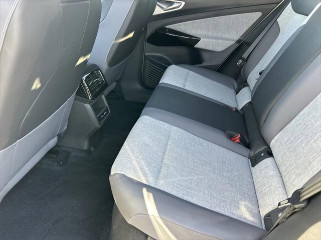 new 2025 Volkswagen ID.4 car, priced at $39,835