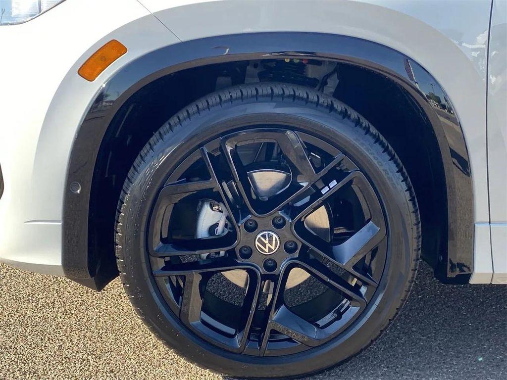 new 2026 Volkswagen Tiguan car, priced at $38,675