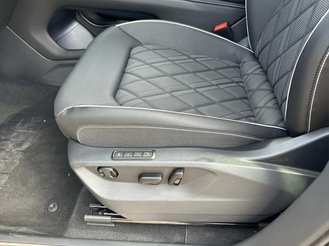 new 2025 Volkswagen Atlas car, priced at $53,439