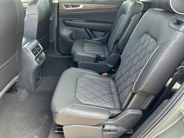 new 2025 Volkswagen Atlas car, priced at $53,439