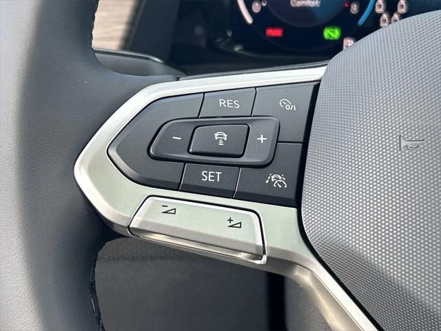 new 2025 Volkswagen Atlas car, priced at $53,439