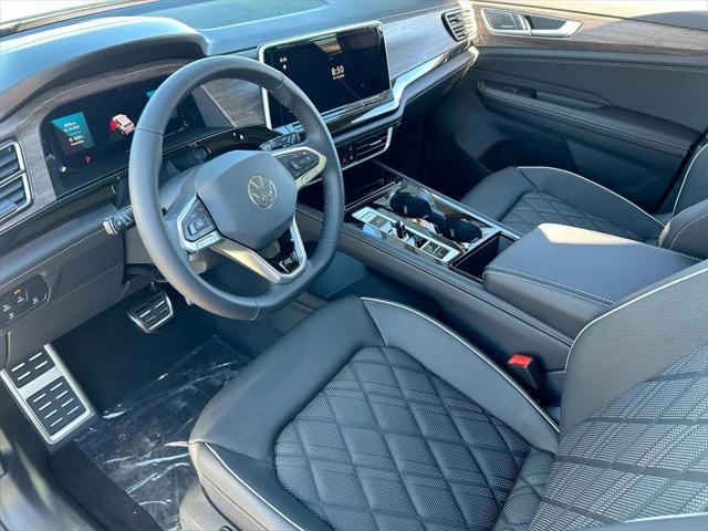 new 2025 Volkswagen Atlas car, priced at $53,199