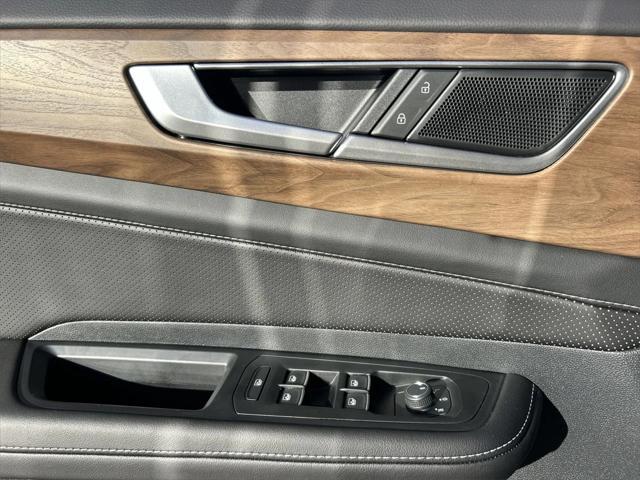 new 2025 Volkswagen Atlas car, priced at $41,087