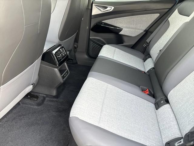 new 2025 Volkswagen ID.4 car, priced at $39,835