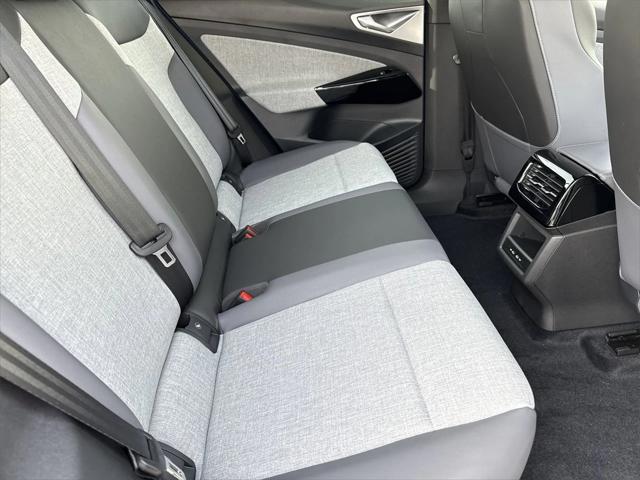 new 2025 Volkswagen ID.4 car, priced at $39,835