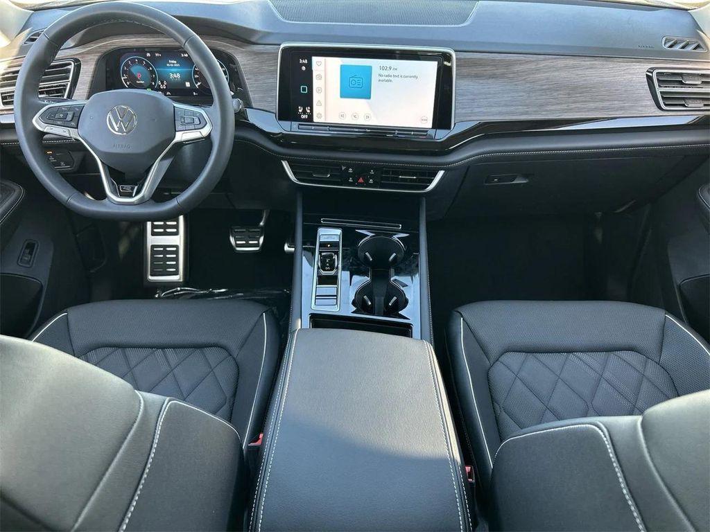 new 2025 Volkswagen Atlas car, priced at $50,003