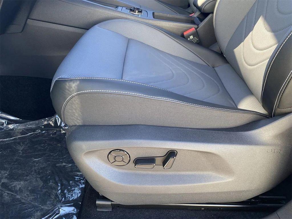 new 2026 Volkswagen Tiguan car, priced at $39,652