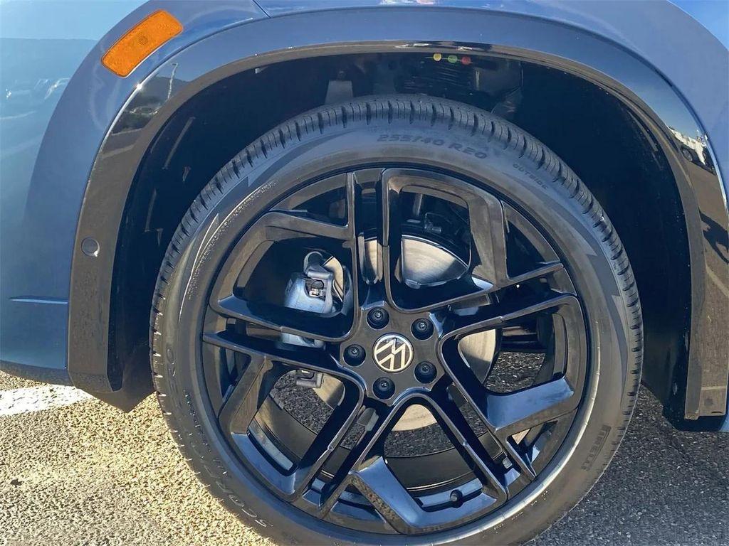 new 2026 Volkswagen Tiguan car, priced at $39,652