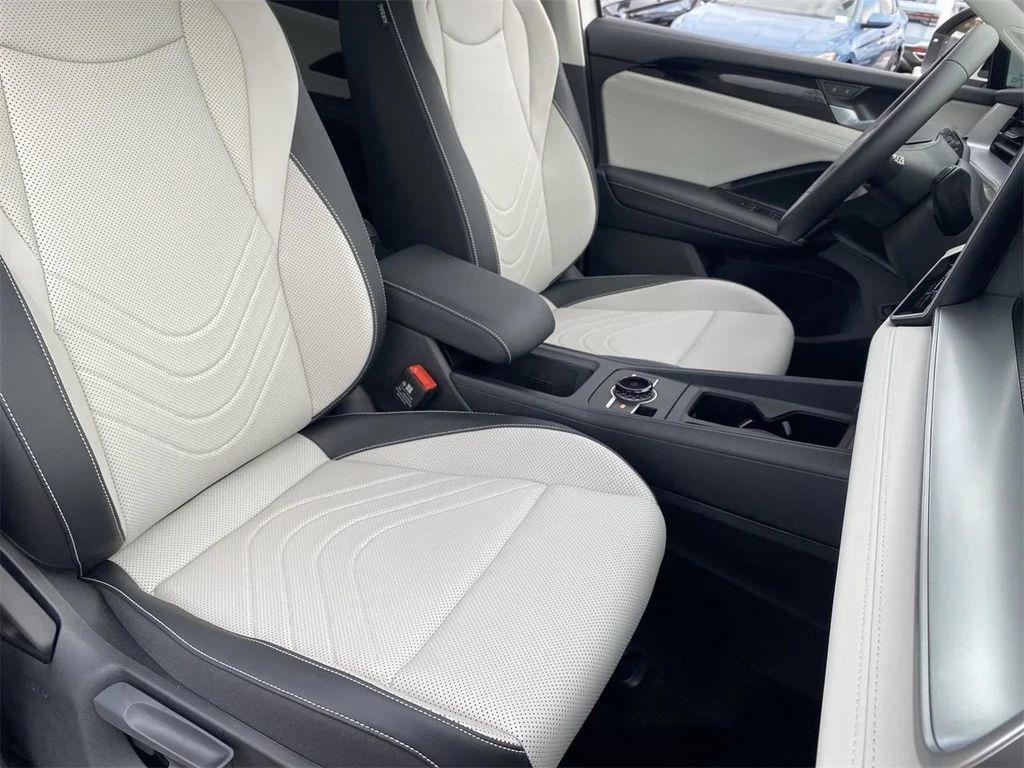 new 2025 Volkswagen Tiguan car, priced at $33,725