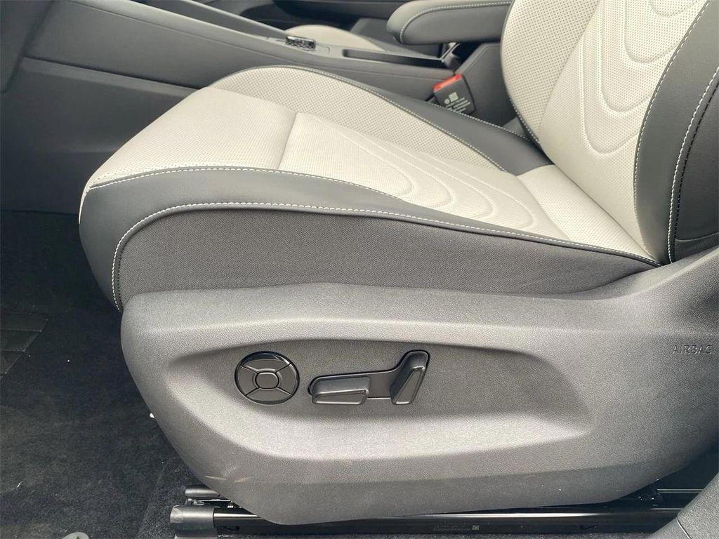 new 2025 Volkswagen Tiguan car, priced at $33,725