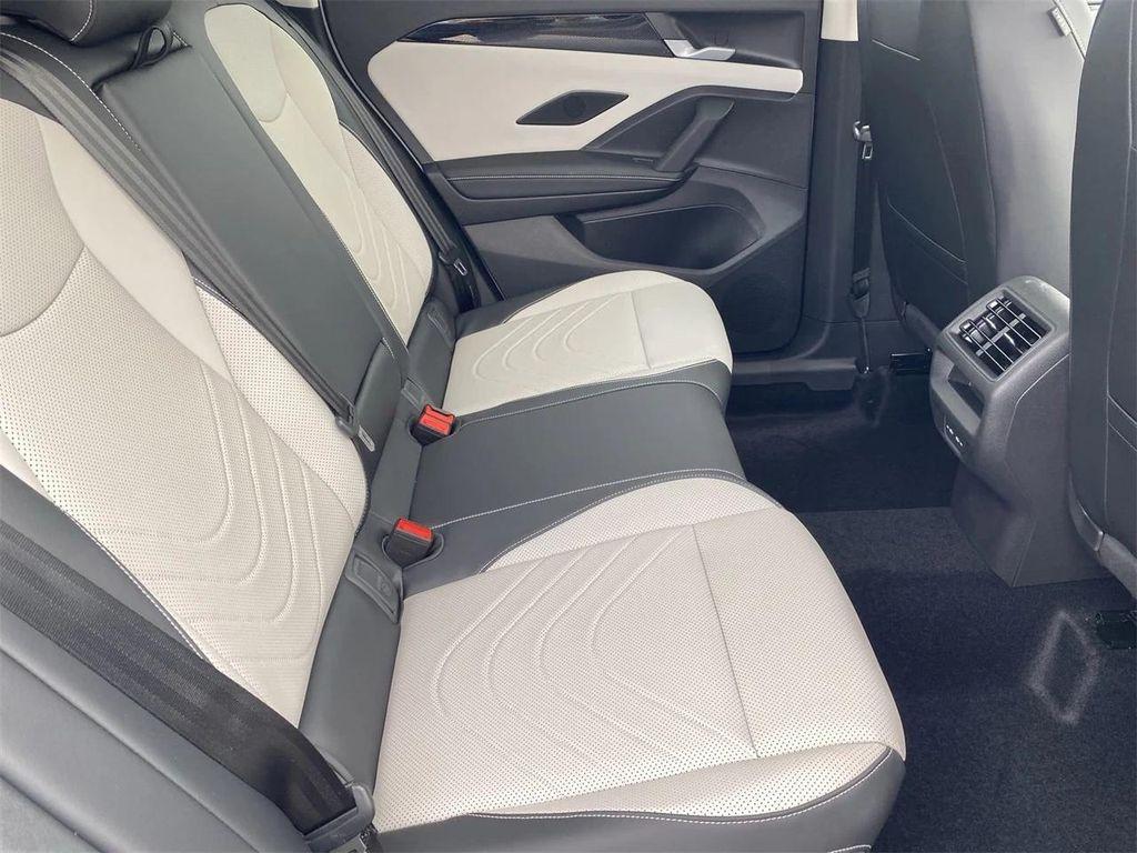 new 2025 Volkswagen Tiguan car, priced at $33,725