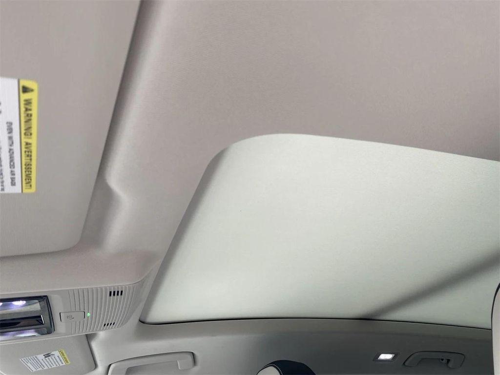 new 2025 Volkswagen Tiguan car, priced at $33,725