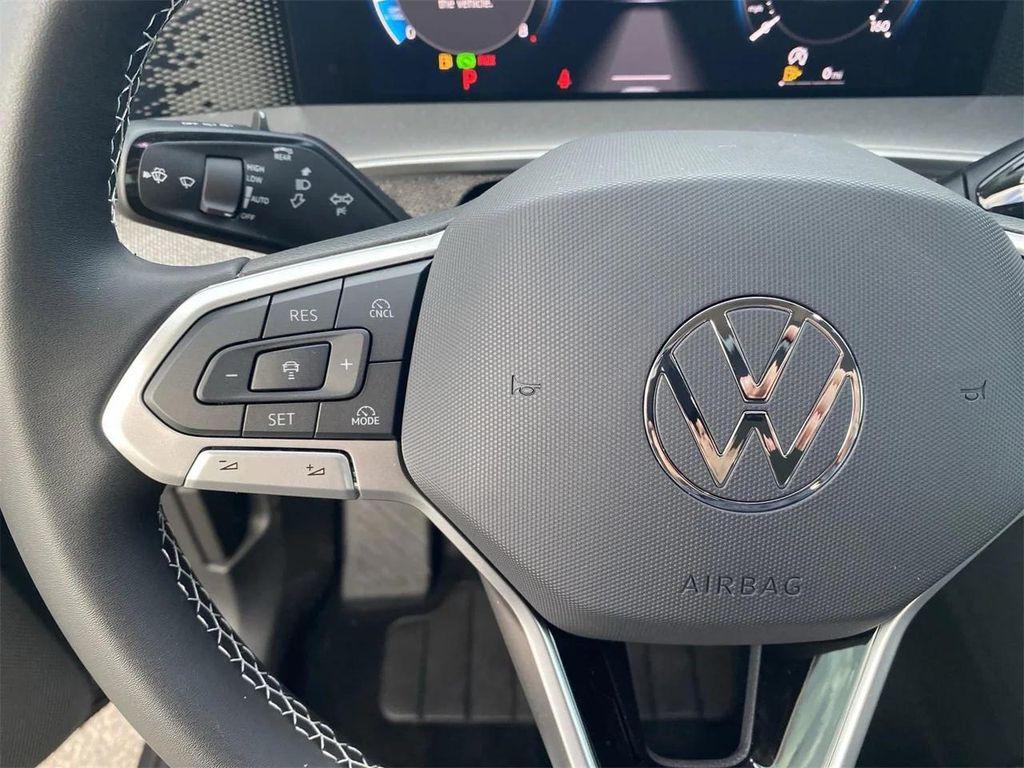 new 2025 Volkswagen Tiguan car, priced at $29,594