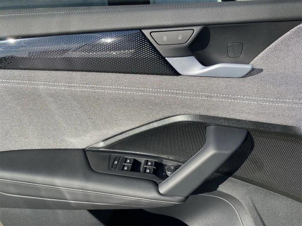 new 2026 Volkswagen Tiguan car, priced at $32,187