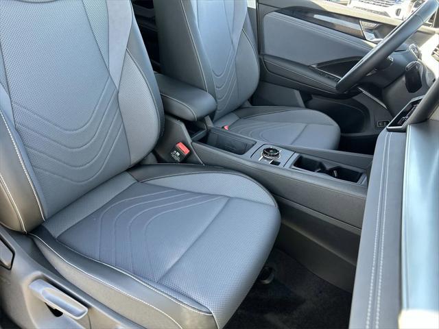 new 2025 Volkswagen Tiguan car, priced at $32,270