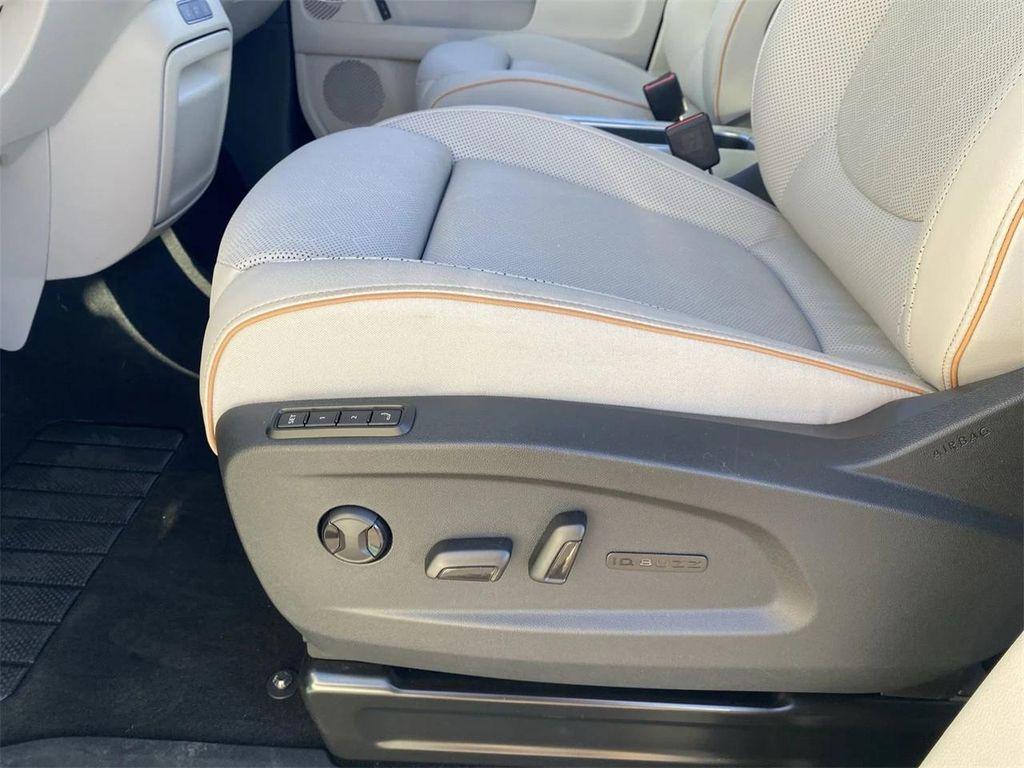 new 2025 Volkswagen ID. Buzz car, priced at $67,033