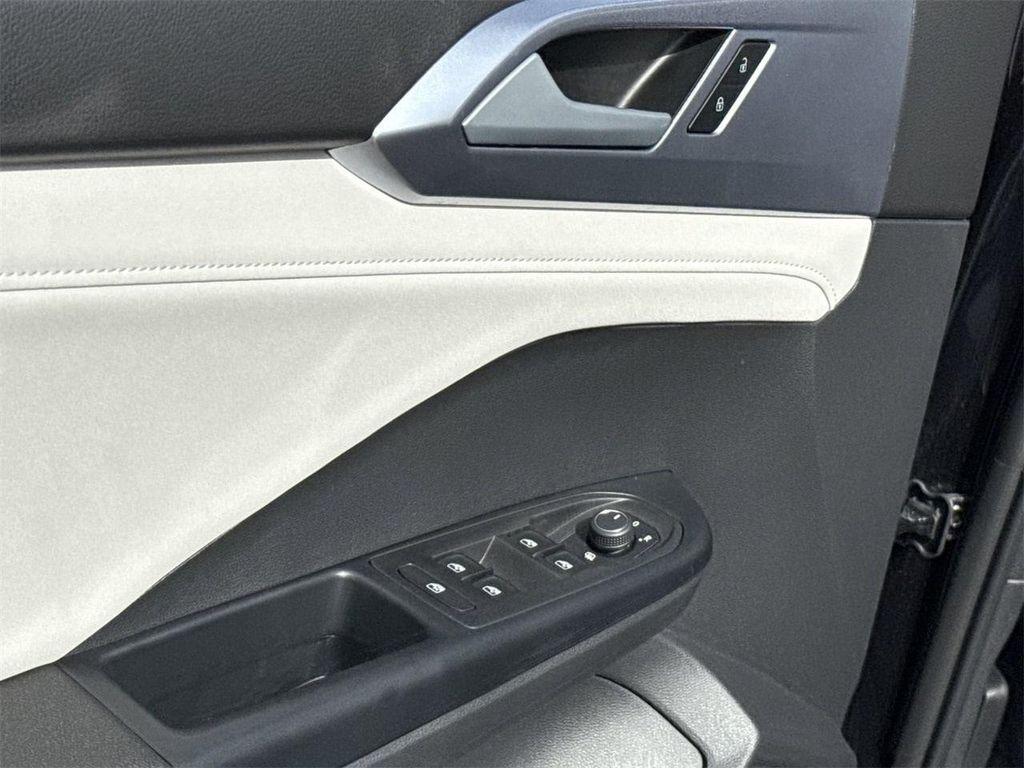 new 2025 Volkswagen Taos car, priced at $28,908