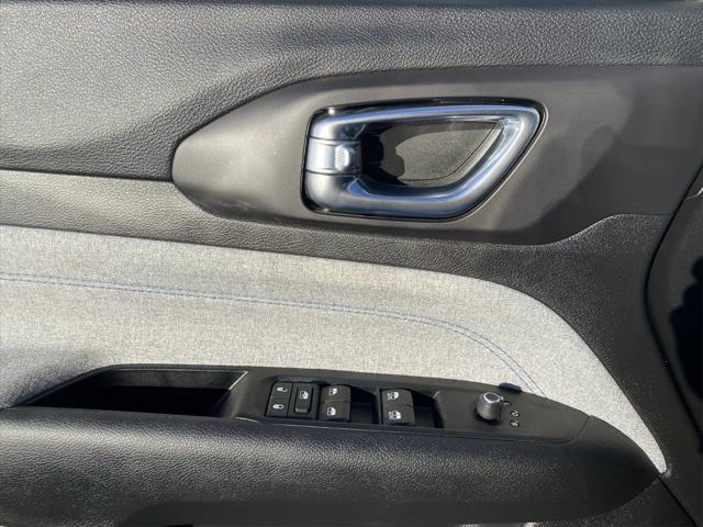 used 2022 Jeep Compass car, priced at $18,997