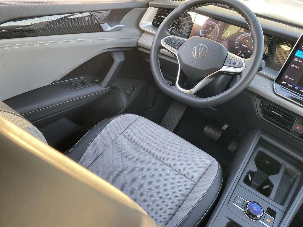 new 2025 Volkswagen Tiguan car, priced at $31,742