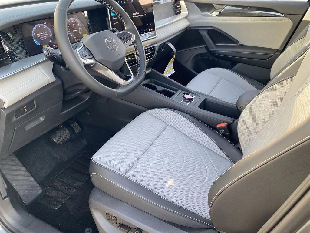 new 2025 Volkswagen Tiguan car, priced at $31,742