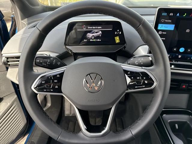 new 2025 Volkswagen ID.4 car, priced at $48,547