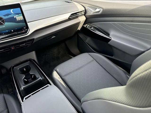 new 2025 Volkswagen ID.4 car, priced at $48,547