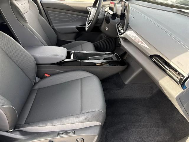 new 2025 Volkswagen ID.4 car, priced at $48,547