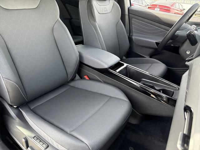 new 2025 Volkswagen ID.4 car, priced at $48,547