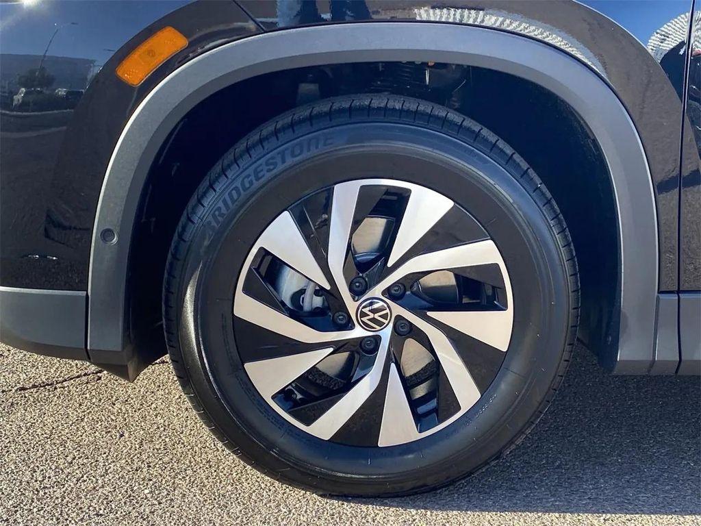 new 2026 Volkswagen Tiguan car, priced at $32,187